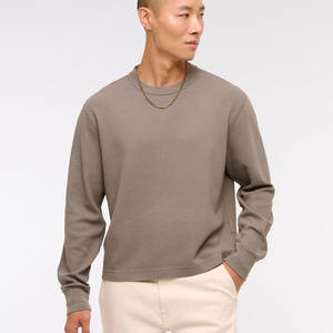 Camiseta recortada de alta calidad para hombre, diseño de cuello redondo, 100% de algodón pesado, ajuste cuadrado de gran tamaño, estampado de logotipo personalizado, patrón único - Product Image 3