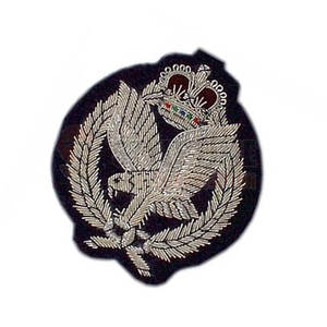 Insignias Bordadas Nuevas de Alta Calidad con MOQ Bajo, Insignias Bordadas Transpirables de Color Sólido y Tamaño Personalizado - Product Image 3