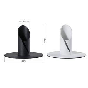 Le bougeoir en métal fini mat de conception minimaliste tient la décoration à la maison durable pour l'approvisionnement en éclairage de table - Product Image 5