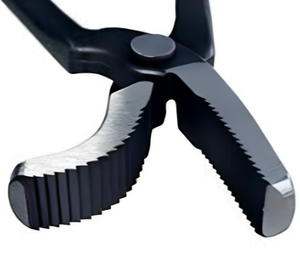 Clincher de uñas de pezuña con recubrimiento de polvo negro | Herramienta veterinaria duradera de herrador para remachado de uñas de herradura de caballo y suministros para el cuidado de pezuñas - Product Image 2