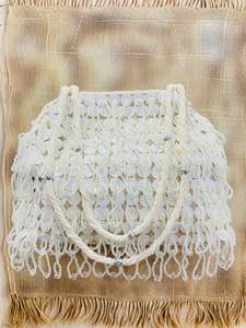 Sacs de soirée indiens faits à la main à la mode en pierre de cristal brodés Batwa Potli pour les mariages retourne les célébrations! - Product Image 2