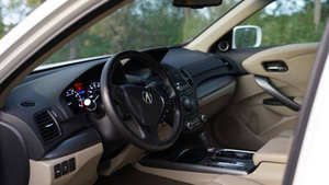 Utilisé 2013 A * cura RDX avec technologie - Product Image 3