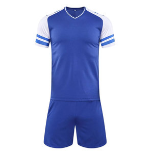 Uniformes de fútbol de alta calidad de nuevo diseño, ropa deportiva de poliéster 100%, uniformes de fútbol de manga corta transpirables de talla grande - Product Image 1
