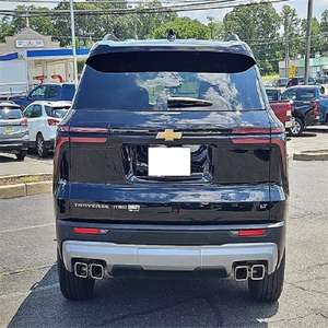 2024 Traverse L T AWD Volant à Gauche Moteur Turbo Sièges en Cuir Faible Kilométrage Prix en Stock Prêt à l'Expédition - Product Image 3