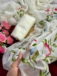 Elegante Impresión digital Sari pesado Chinon tela de seda para mujeres para ropa festiva apariencia de oficina y ropa cultural india tradicional - Product Image 6