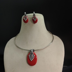 Conjunto de pendientes y collar Hasli de piedra oxidada NIHIRA de alta calidad, conjunto rojo directo de proveedor indio superventas - Product Image 1