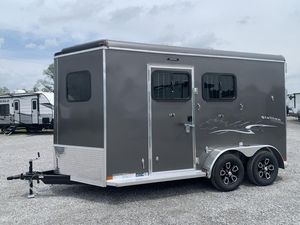 Remorque pour 2 chevaux, construction en acier, intérieur spacieux et conception de transport sécurisée, remorque pour bétail - Product Image 3