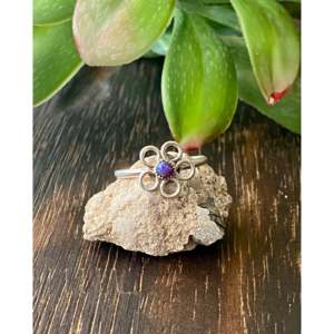 Navajo Handcrafted <b>Man</b>-Made Purple Opal Sterling <b>Silver</b> Flower <b>Ring</b> Size 6.25 Unisex - Product Image 1