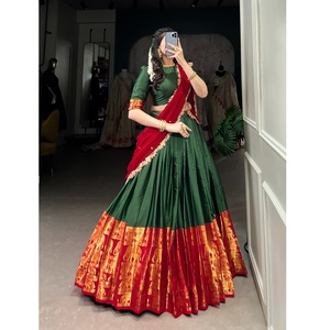 Ensemble traditionnel Narayan Pattu Lehenga Choli à forte demande pour les cérémonies religieuses et les vêtements de fête disponible à bas prix - Product Image 1
