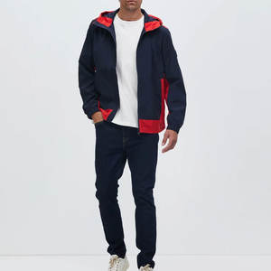 Venta al por mayor chaqueta Softshell diseño ligero hecho a medida para la comodidad y el rendimiento en actividades al aire libre - Product Image 2