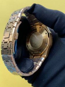 Reloj de pulsera analógico automático mecánico de acero inoxidable tono rosa de 41mm de estilo moderno para hombres moda deportiva a precio al por mayor - Product Image 5