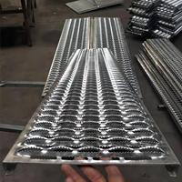 Planche de sol en treillis perforé de sécurité Grip Strut Grid Diamond
