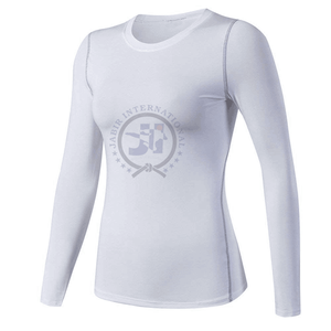 Vente en gros de chemises de compression de gym noires pour femmes avec logo personnalisé tissu respirant avec motif imprimé col montant - Product Image 3