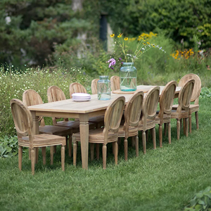 Chaise de salle à manger en bois massif avec dossier rond et accoudoirs, finition naturelle pour une utilisation en intérieur et en extérieur - Product Image 6