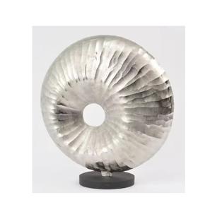 Escultura de estilo más nuevo para mesa de oficina Escultura abstracta de forma ovalada de alta calidad Fundición de aluminio Artículos de mesa modernos para el hogar - Product Image 4