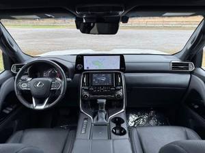 (GN) Envío Rápido, Auto Usado LX600 2023 de Lujo con Bajo Kilometraje - Product Image 2