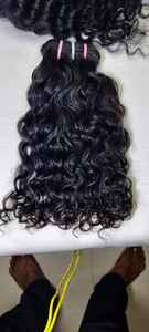 Extensions de cheveux humains vierges Remy non traités de haute qualité, vague profonde lâche, trame naturelle, prix bas, exportateur indien de CHEVEUX - Product Image 2