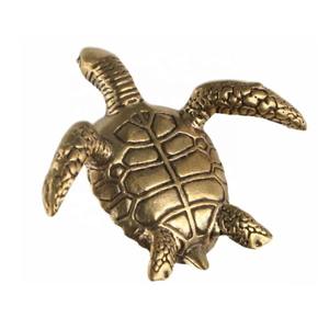 Figurine de gymnastique élégante Objet de table sculptural Accent unique pour les intérieurs modernes Espaces de bureau et affichage inspiré du fitness - Product Image 6