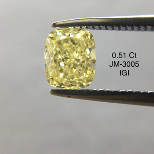 Fantaisie jaune clair 0.51 carats VVS2 clarté longue coupe coussin IGI certifié 100% diamants naturels en vrac de l'Inde pour l'utilisation de bijoux - Product Image 1