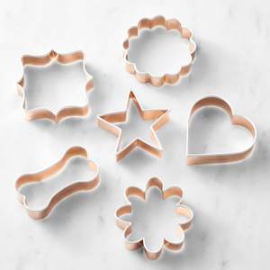 Emporte-pièce en métal efficace offrant des coupes lisses tout en préparant la pâte pour des biscuits décoratifs - Product Image 1