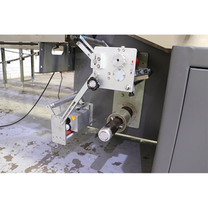 Máy Nạp Tự Động Sáp/Nến/Bút Sáp Đóng Gói Tự Động - Product Image 4