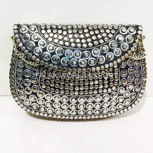 Pochette en laiton vadrouille exclusive faite à la main Enveloppe de sac à main en bois de créateur vintage avec glands pour les fêtes de mariage Occasions spéciales - Product Image 4