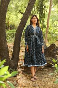 Vestido Midi Bohemio Nuevo, Estampado a Mano, Algodón Puro, Floral, Azul Marino, Blanco, Ropa Casual - Product Image 6