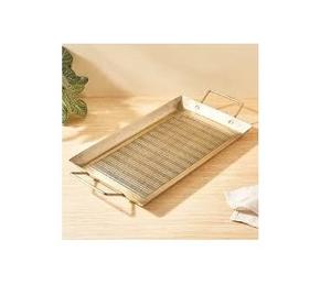 Bandejas de Servir Rectangulares Metálicas Hechas a Mano de Diseño Moderno y Elegante con Bordes Lisos Sin Asas - Product Image 3