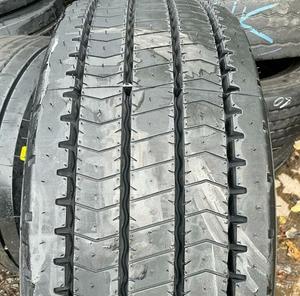 Pneus de camion d'occasion 15 pouces 155/60R15 - Product Image 1