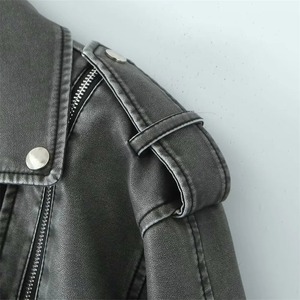 2024 Primavera/Verano nueva chaqueta de moto de piel sintética para mujer con efecto desgastado pantalones cortos de algodón transpirable procesamiento crudo - Product Image 4