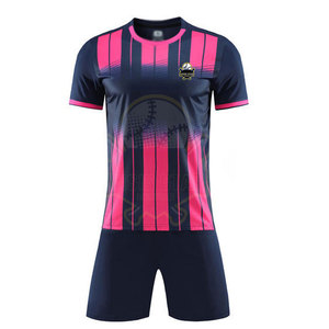 Uniformes de football pour hommes Meilleur matériau Vêtements les plus populaires Créez votre propre logo - Product Image 1