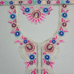 Patch en tissu de dentelle de cou en filet floral à la mode avec un travail de designer pour les costumes de robe kurti décoration de décolleté sari et plus - Product Image 1