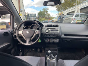 CLEAN 2008 H-o-n-d-a Fit Sport - Product Image 4