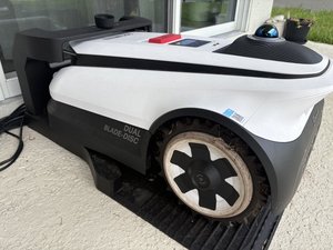 Affordable Offer Goat A2500 RTK Robot Lawn Mower, Lidar-Enhanced RTK Vision Navigation, 100% Original Factory Sealed - Product Image 2