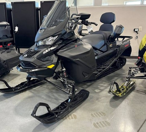 Precio al por Mayor para la Nueva Moto de Nieve Skiss-Dooss 2025 SM EXP LE 600R BK 1.5 W20 25 600R E-TEC WT 20 en Venta - Product Image 1