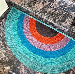 Tapis de porte en jute naturel demi-cercle d'Inde en bleu avec finition douce parfait pour la décoration élégante de la maison et de l'entrée - Product Image 2