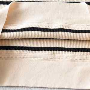 เสื้อชั้นในกีฬาผู้หญิงแบบถักพิมพ์ลายตามสั่ง สำหรับออกกำลังกายกลางแจ้ง ฟิตเนส โยคะ เสื้อครอปสั้นแบบสปอร์ต ความกระชับสูง สวมใส่สบาย - Product Image 4