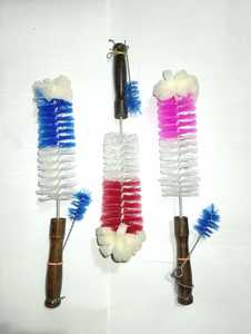 Brosse de lavage de biberon en nylon léger éponge humide/sèche adaptée aux voyages pour les soins des nourrissons - Product Image 3