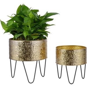 Florero de Metal de Color dorado con diseño martillado con soporte Decoración lujosa para el hogar para impresionantes arreglos florales - Product Image 1