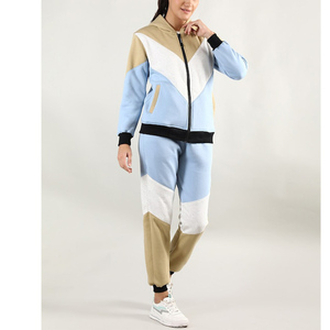 Chándal de terciopelo cálido para mujer, conjunto de 2 piezas, chándal de terciopelo, chándal, ropa de gimnasio, ropa deportiva, chaquetas de chándal estampadas con estilo - Product Image 3