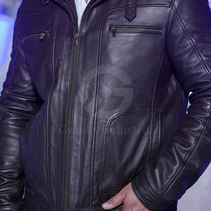 แจ็คเก็ตหนังผู้ชายแบบใหม่ น้ำหนักเบา กันลม คอตั้ง พร้อมโลโก้ด้านหน้า ปรับแต่งได้ คุณภาพสูง สำหรับฤดูหนาว - Product Image 4