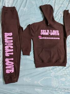 Sudadera con capucha de diseño personalizado de algodón 100% de alta calidad para hombres chándal de patrón sólido ODM personalizado para la temporada de primavera - Product Image 4