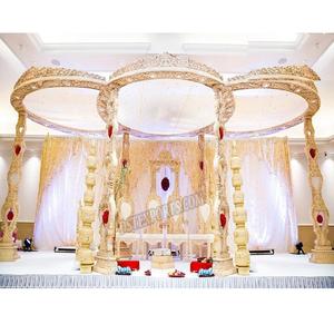 Magnifique mandap en bois en forme de cœur pour mariage au Royaume-Uni, installation de mandap de mariage en bois éblouissant, mandap en bois sculpté de designer britannique, New York - Product Image 1