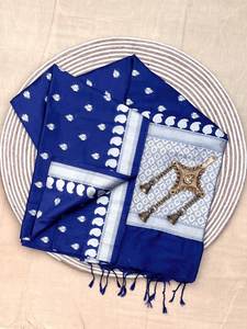 Tissu en coton Banarasi pur et lisse pour l'été, imprimé numériquement, couleur verte, magnifique saree à vendre - Product Image 5