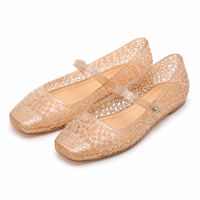 Sandales plates en PVC ajourées 2026 – Nouvelle collection tendance et polyvalente pour la plage, à bride unique, ornées de strass, effet gelée
