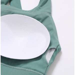 Soutien-gorge de sport d'entraînement et de fitness pour femme avec matériau extensible et bretelles réglables pour une utilisation toute la journée - Product Image 6