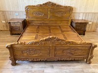 Table de chevet en teck sculpté, fabriquée à la main en Europe, durable, élégante et éco-responsable, meubles de chambre à coucher, fabrication OEM/ODM, livraison directe d'usine