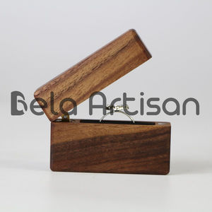 Cajas de anillos de nogal cuadradas premium-para vendedores de bodas y joyeros - Product Image 5