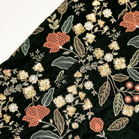 Tissu en velours brodé élégant pour la mode nuptiale, robes de soirée, vêtements de créateurs et production de vêtements