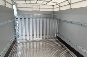 NUEVO Remolque de aluminio para ganado con techo fijo de aluminio 2700kg - 5.25m2 Remolque de aluminio de alta resistencia para ganado - Product Image 3